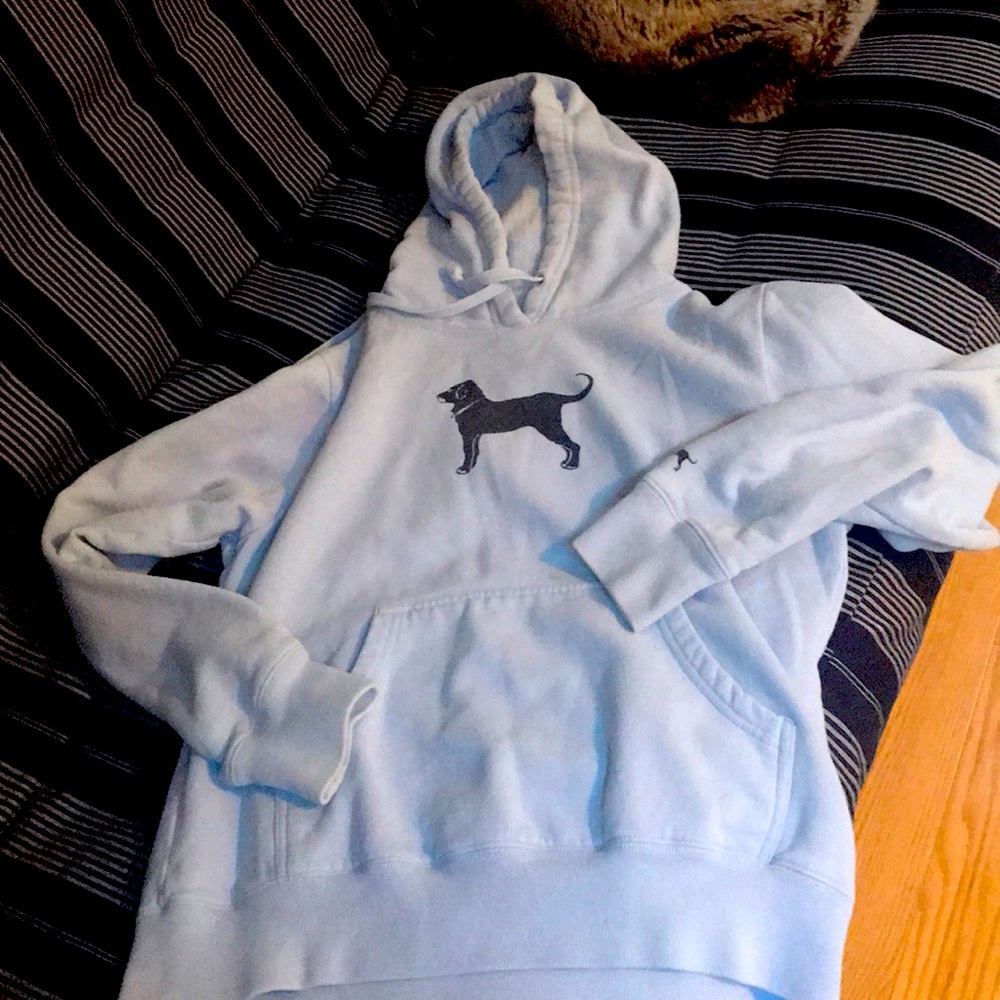 The black dog sweatshirt